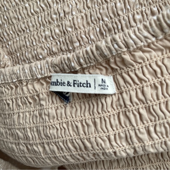 Abercrombie Tan Polka Dot Puffy Sleeve Top - Picture 6 of 7